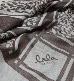 Tørklæder|Lala Berlin Tørklæde - Triangle Tilda - Swoosh Light Blue/Brown