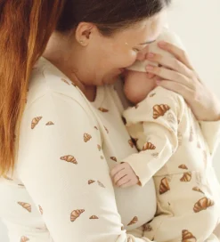 Bodyer|VACVAC Gaveæske - Bukser m. Fødder/Hue/Body l/æ - Rib - Croissan